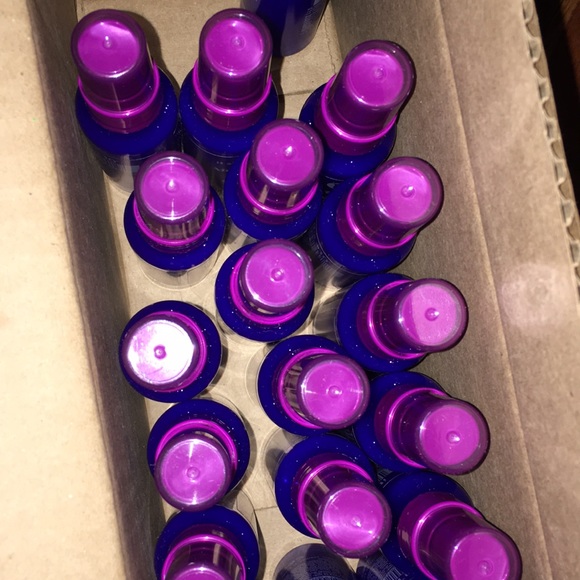 2/$5 It’s A 10-Miracle Leave In Product - Picture 7 of 8